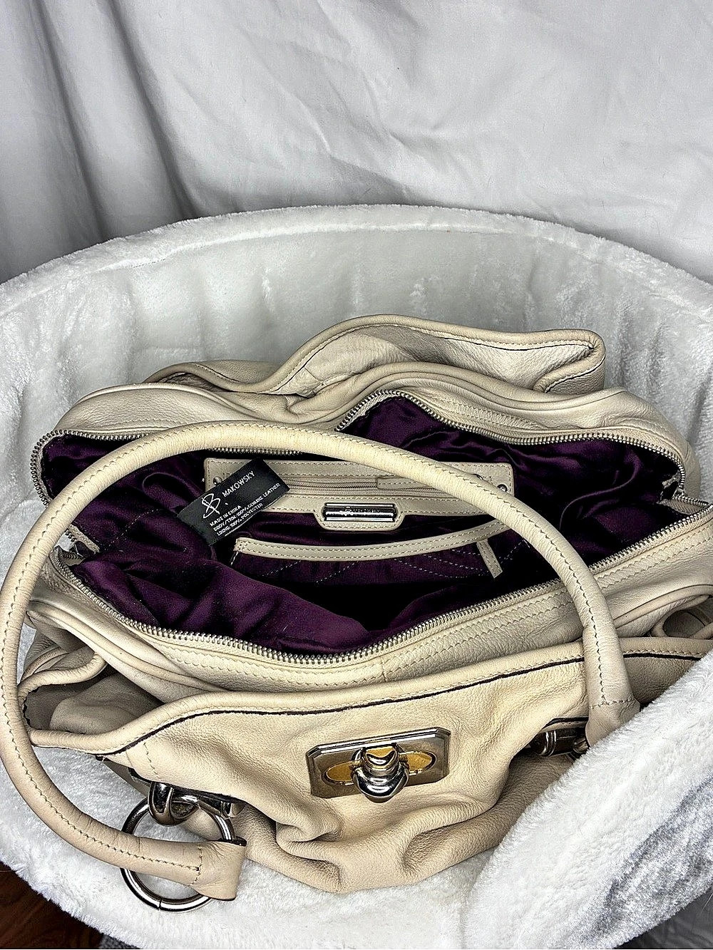 Vintage Y2K B. Makowsky genuine leather handbag Shoulder Bag in Cream